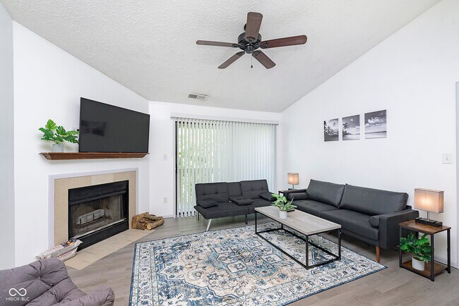 Building Photo - 4351 Village Pkwy Cir W