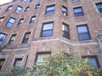 Foto del edificio - 122 Riverway