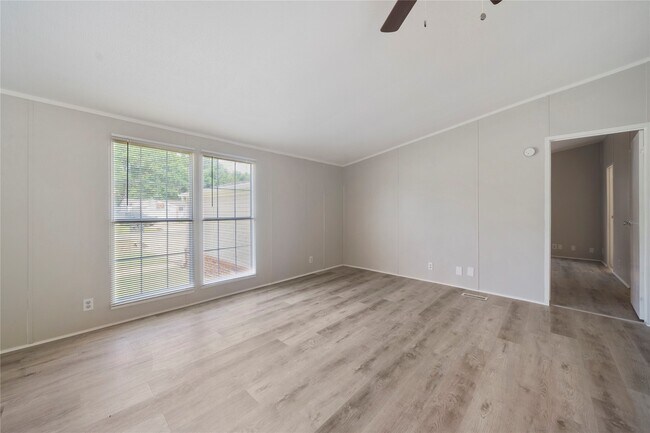 Building Photo - 16333 Lone Corral Ct