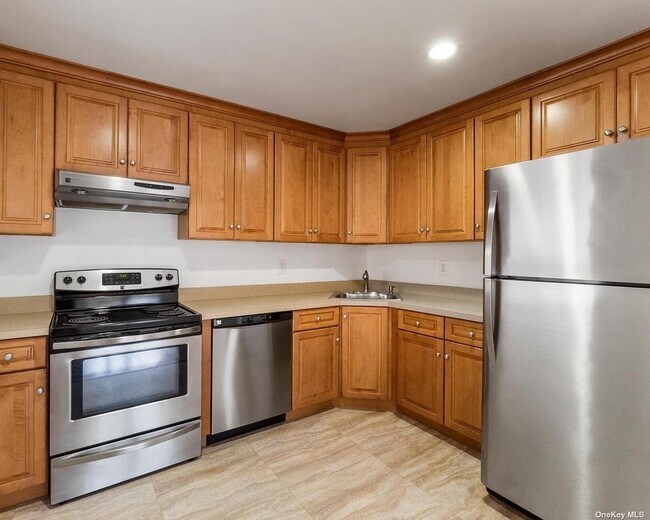 Foto del edificio - 214-17 15th Ave Ave