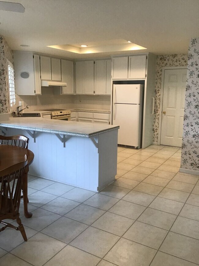 Foto del edificio - 18862 Meadowlark Ct