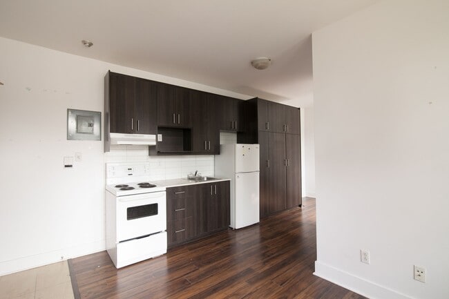 Photo du bâtiment - Queen Mary Plaza