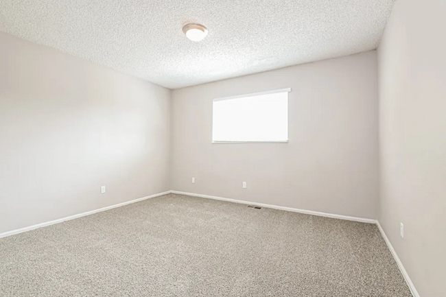 Building Photo - 1687 Cottonwood St