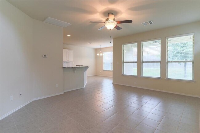 Building Photo - 121 Palestine Cove
