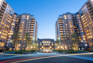 Harrison at Reston Town Center photo'