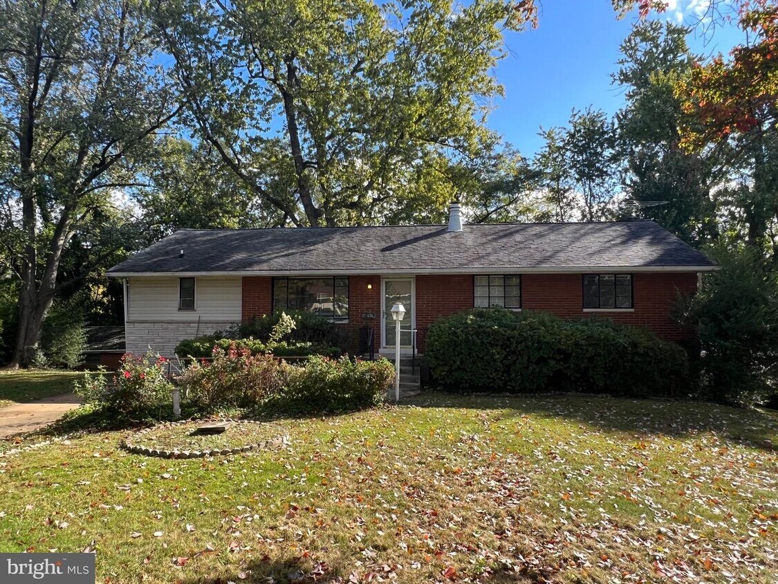 3809 Thayer Ct, Fairfax, VA 22030 House Rental in Fairfax, VA