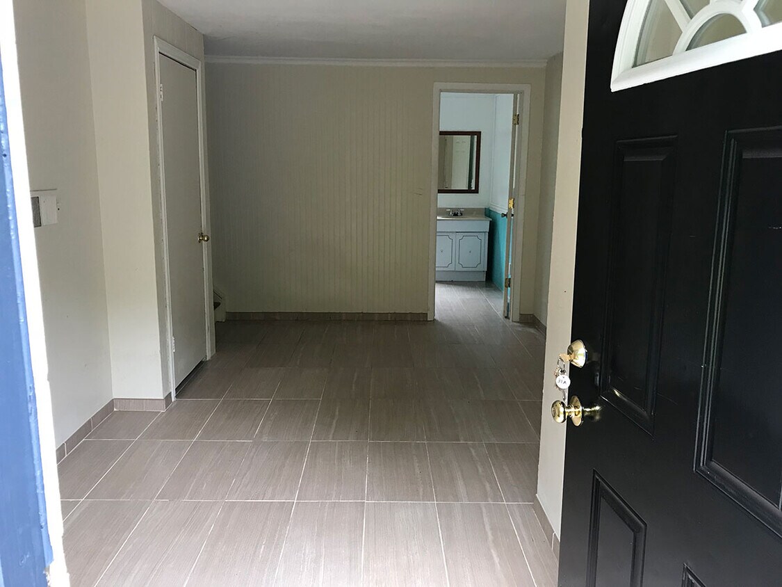 Building Photo - 31 Alfred Ave