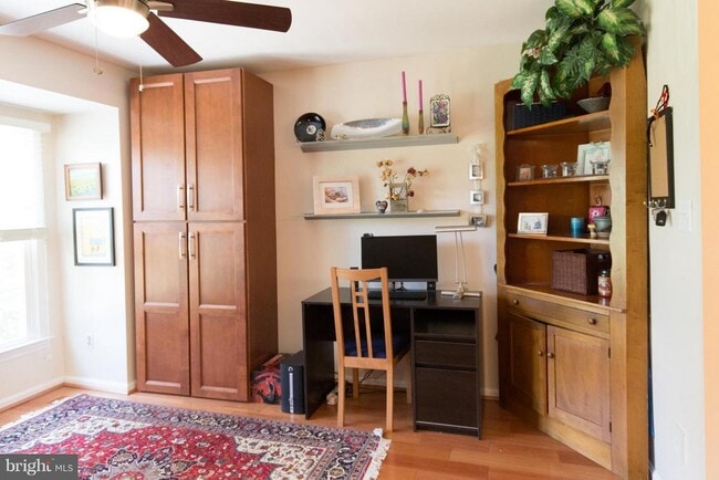 Foto del edificio - 3100 Windwood Farms Dr