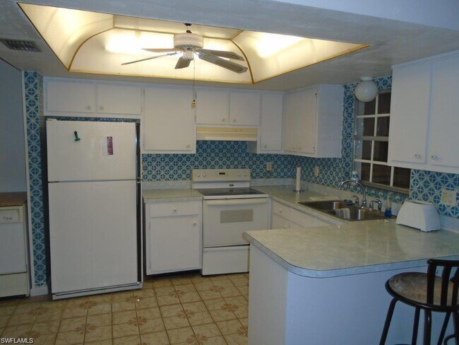 Foto del edificio - 2505 Lakeview Dr