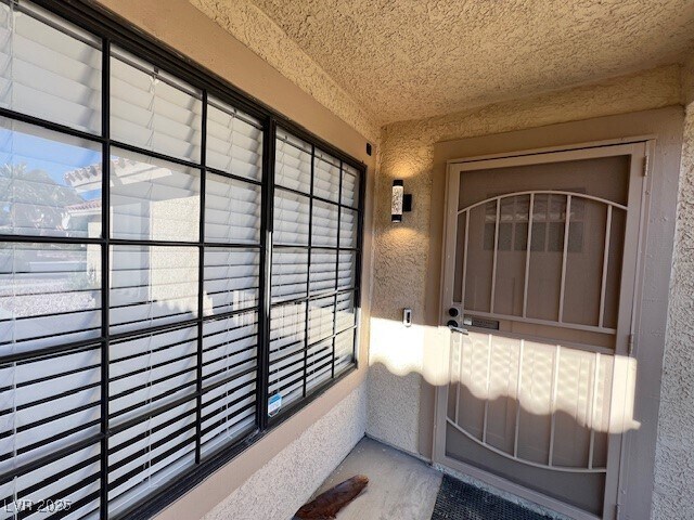 Foto del edificio - 2526 Wolverton Ave