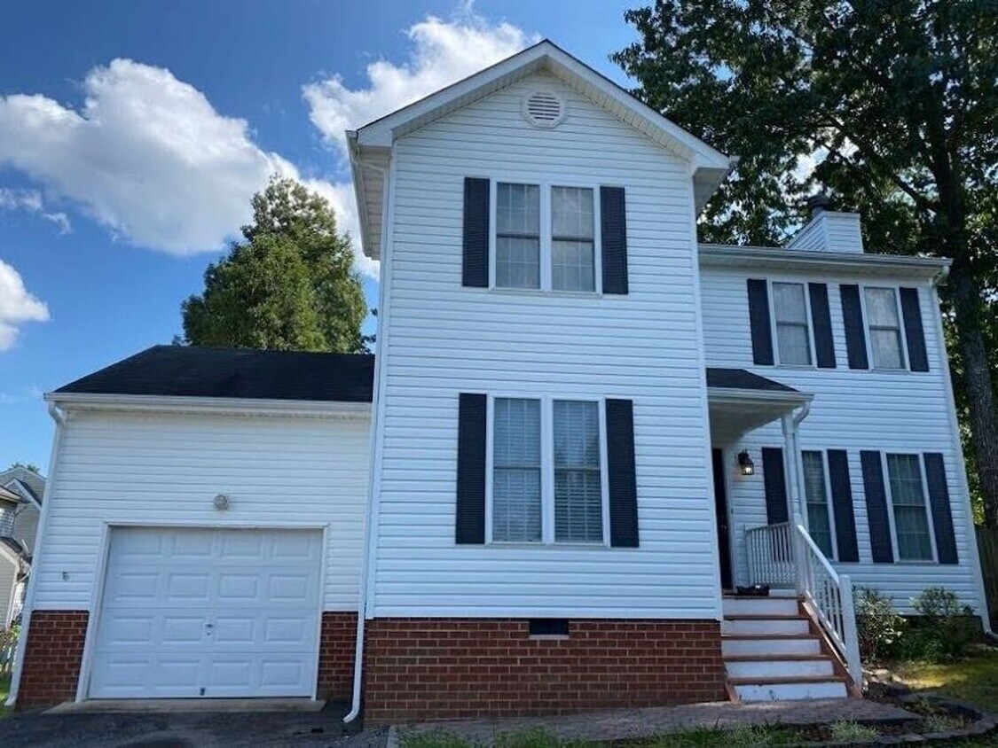 Foto principal - Luxurious 3 Bed, 2.5 Bath Transitional wit...