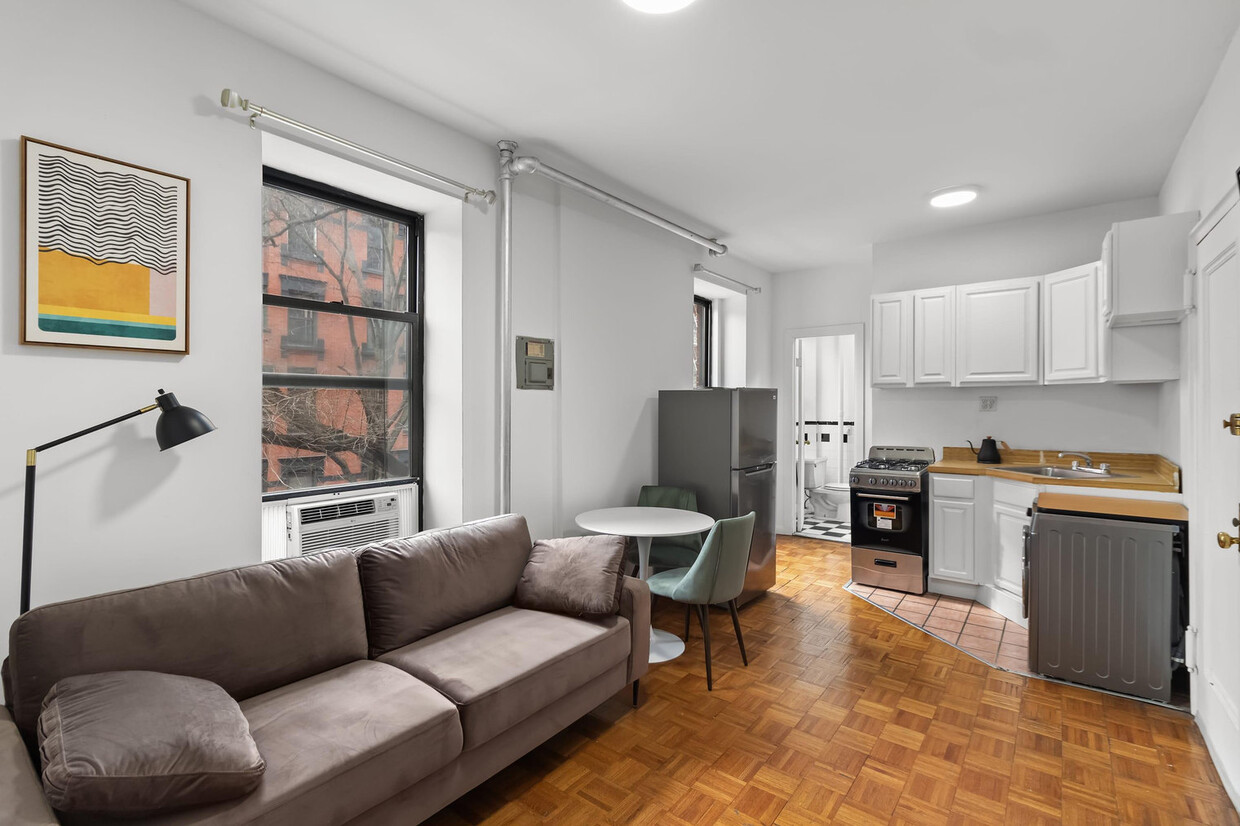 Foto principal - 235 E 89th St