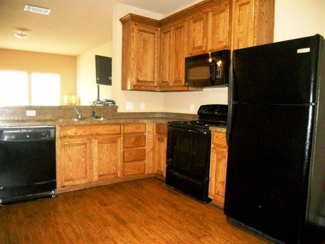 Foto del edificio - 2418 W Prairie St