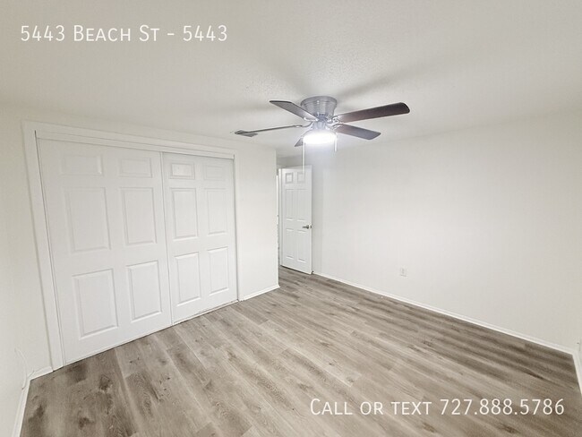 Building Photo - 5443 Beach St