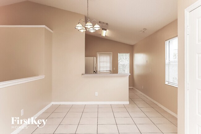 Foto del edificio - 427 Southern Charm Dr