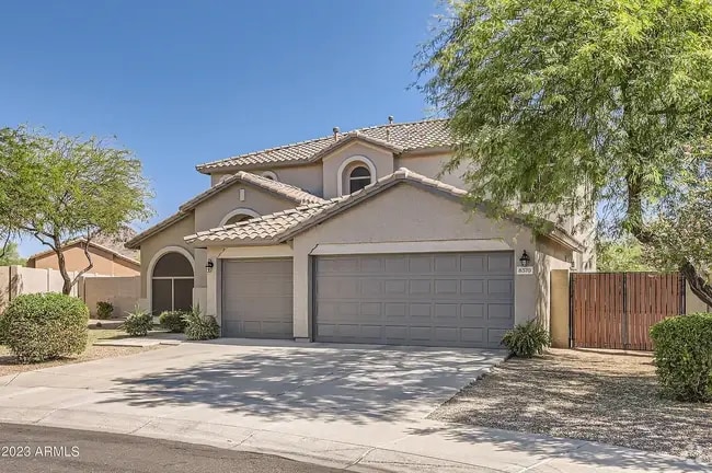 Building Photo - 8370 W Spur Dr