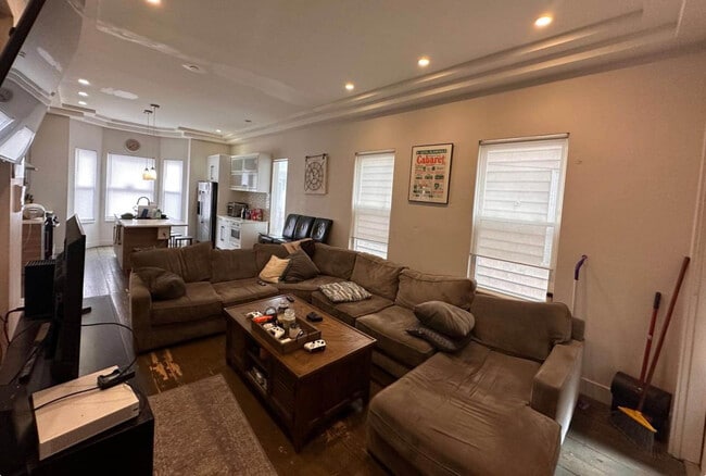 Building Photo - 24 Washburn St