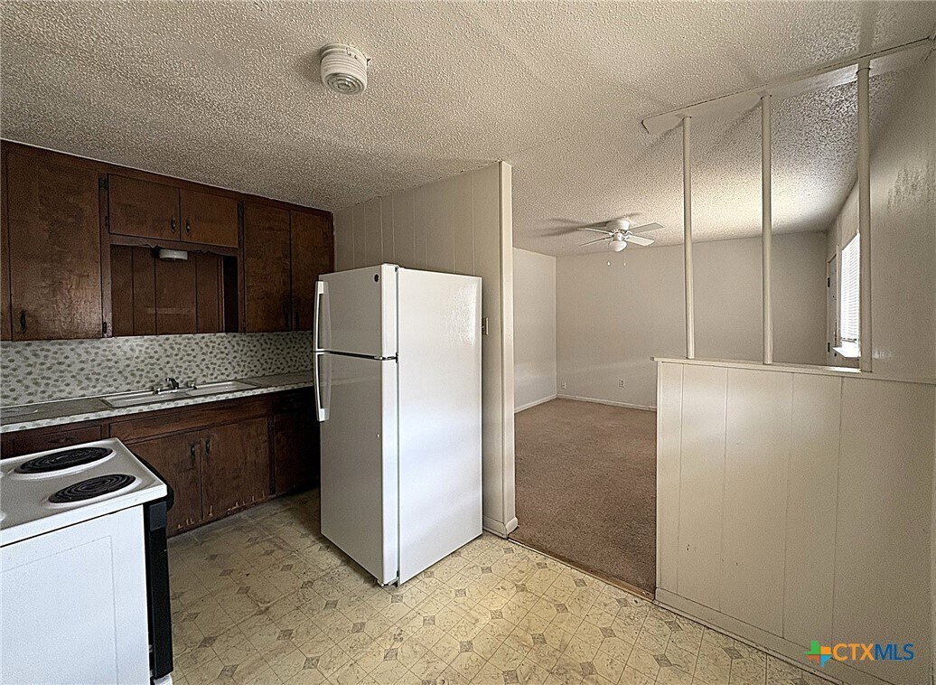 Foto del edificio - 602 Sunset Ln