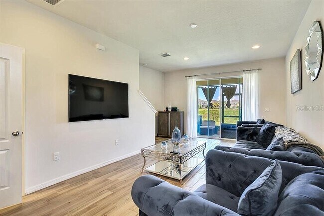 Área de estar - 10958 Verawood Dr