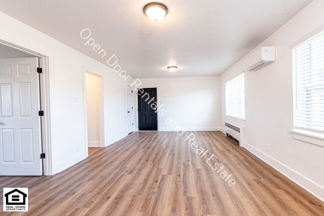 Building Photo - 1823 Griswold Dr