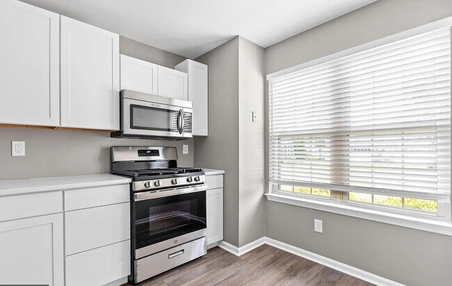 Foto del edificio - 617 Covington Ct
