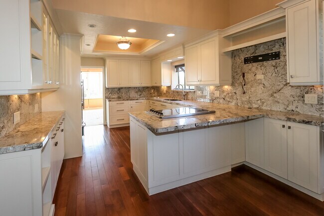 Foto del edificio - 851 N Juniperpoint Dr