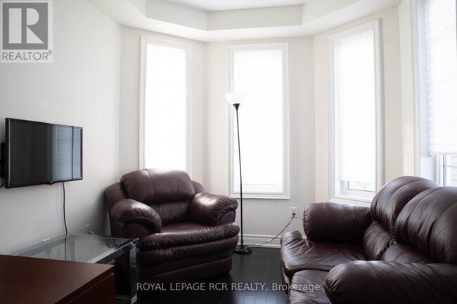 Photo du bâtiment - 105 Balsdon Hollow