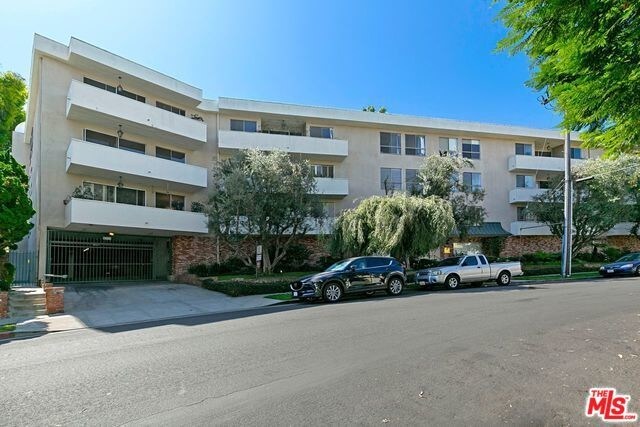 Building Photo - 10650 Holman Ave