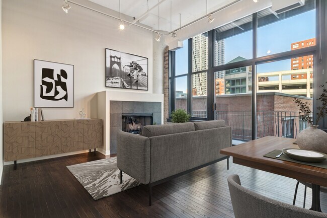 Foto del edificio - 333 W Hubbard St