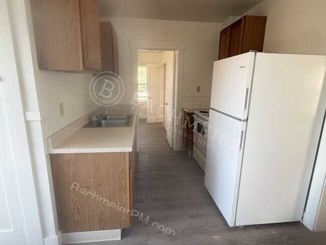 Foto del edificio - 720 SW 5th St