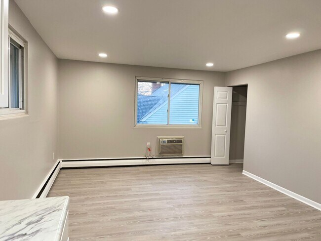 Foto del edificio - 9 W Browning Rd