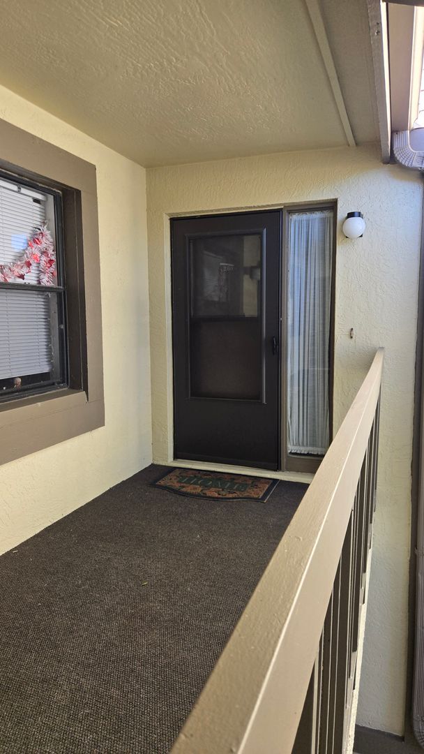 Foto del edificio - Furnished 2-Bed 2- Bath Condo