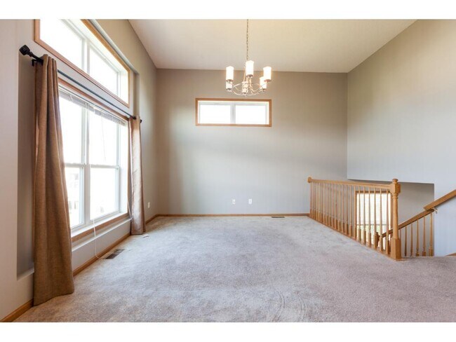 Foto del edificio - 7134 Merrimac Ln N