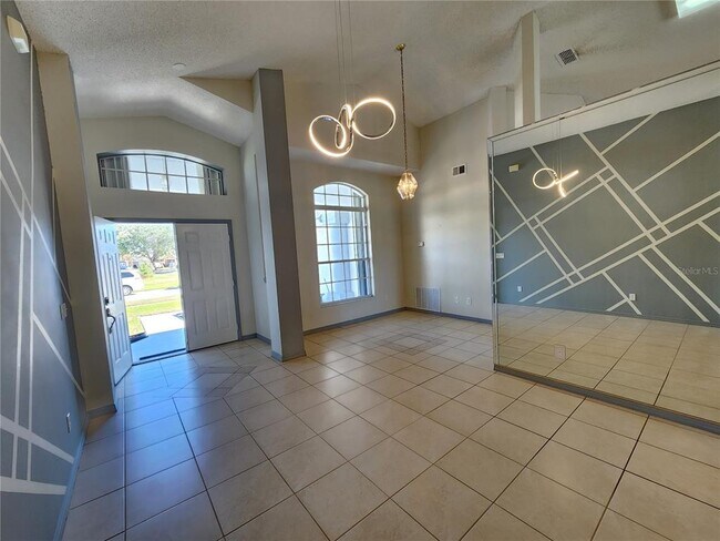 Foto del edificio - 2303 Laurel Pine Ln