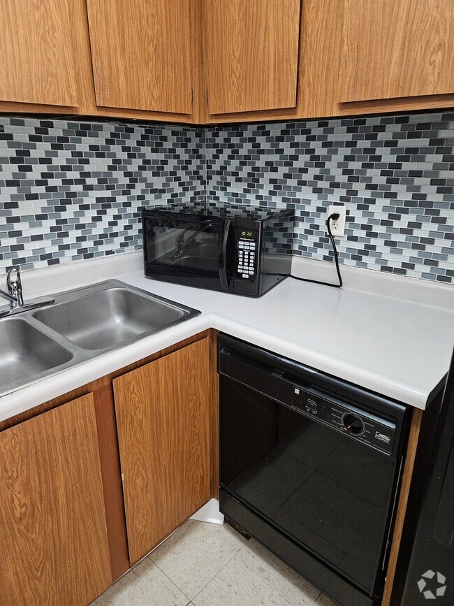 Kitchen - 2982 Donnylane Blvd