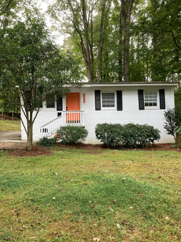 Building Photo - 1505 Woodland Rd