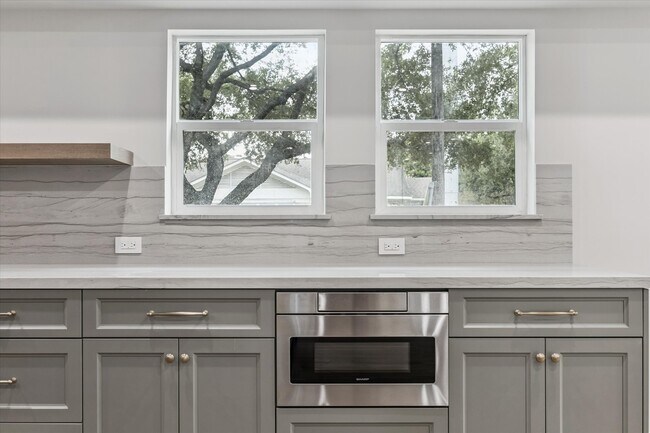 Foto del edificio - 1659 Harold St