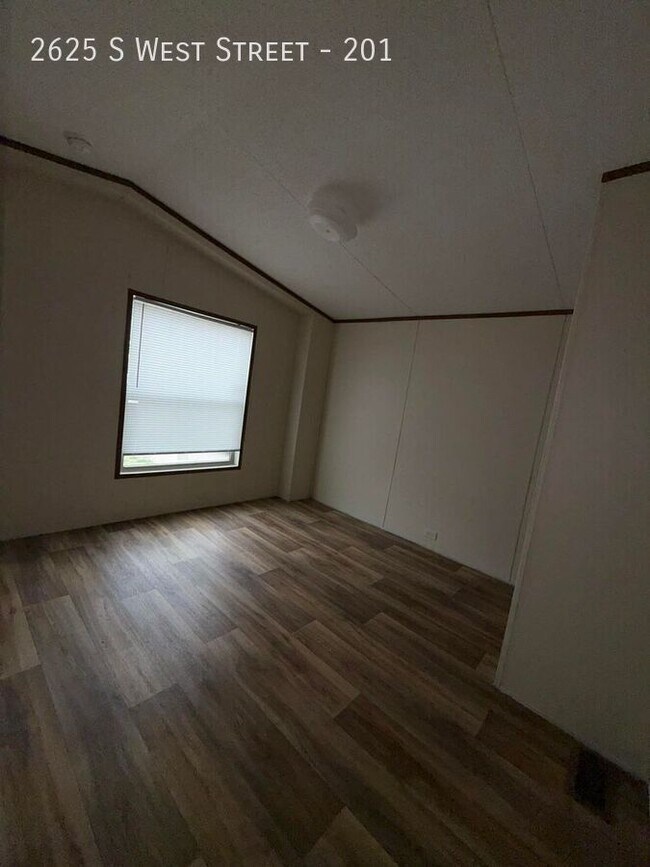 Foto del edificio - 2625 S West St