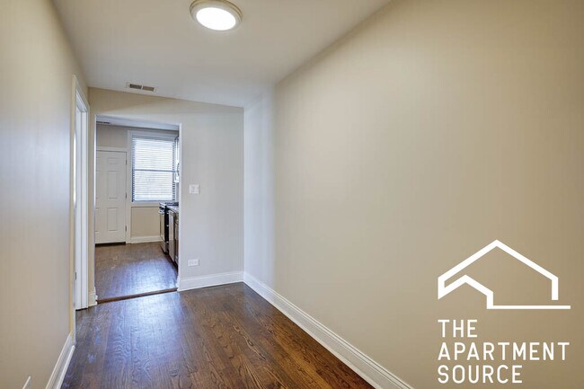 Foto del edificio - 4447 N Rockwell St