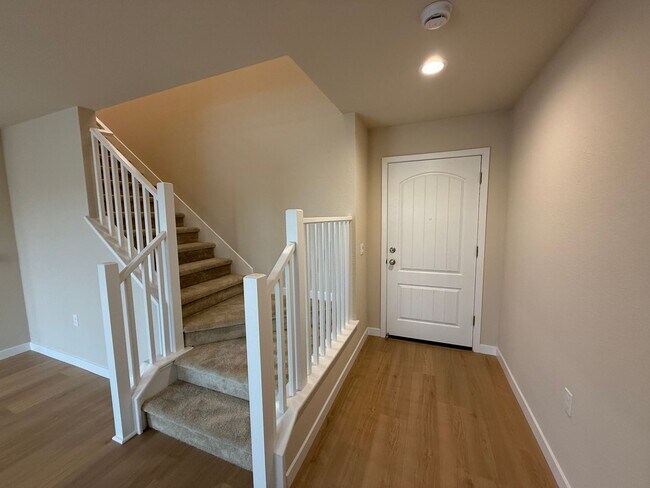 Building Photo - Brand new two story in Turlock!
