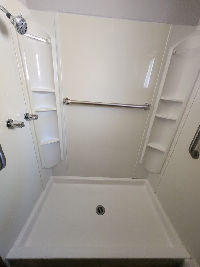 Bathroom Shower - 736 5th St