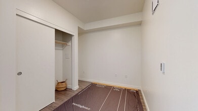 Interior Photo - Meetinghouse