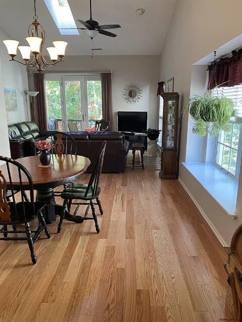 Dining/Living Windowseat - 5108 Forest Point Dr