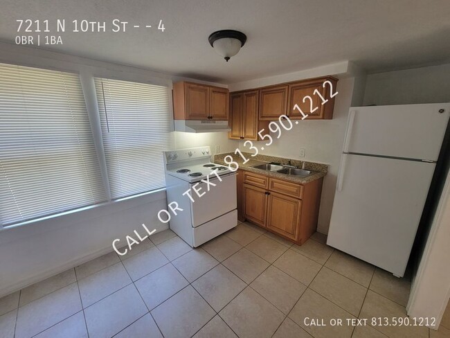 Building Photo - 7211 N 10th St