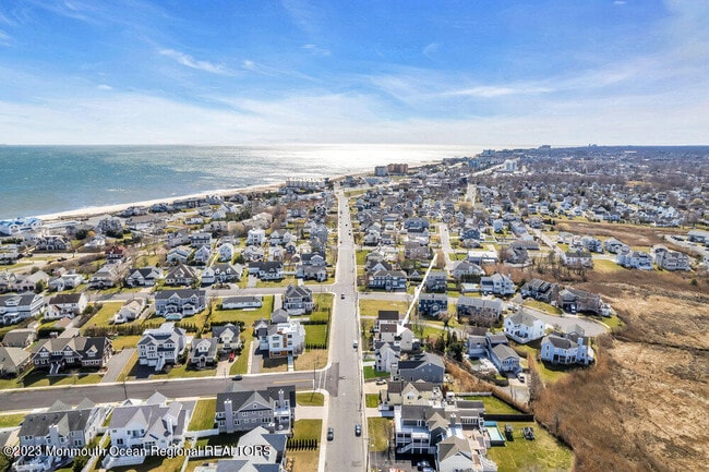 Foto del edificio - 34 Riverdale Ave