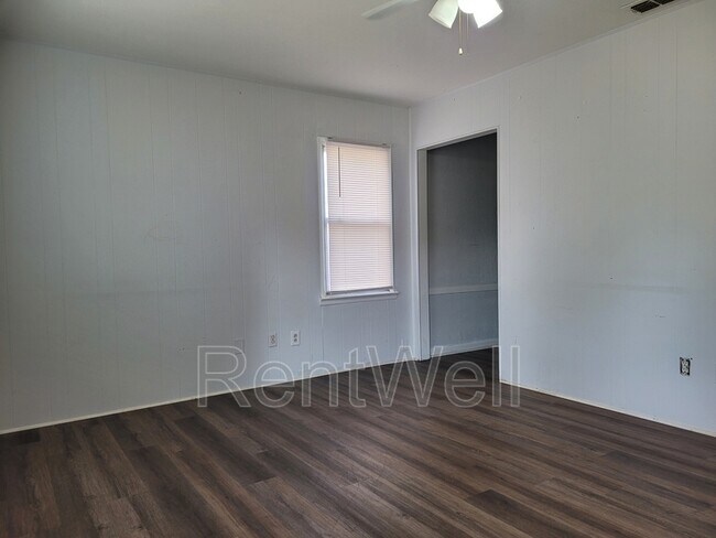 Foto del edificio - 4606 45th St