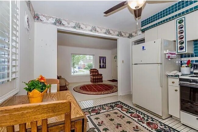 Foto del edificio - 7252 Fenton St