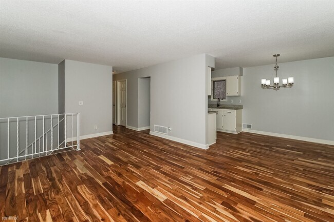 Building Photo - 4 br, 2 bath House - 10460 Devonshire Place