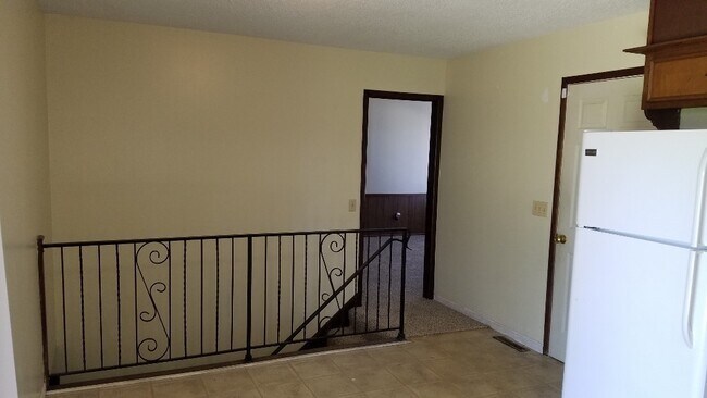 Foto del edificio - 3130-32 S. Pinecrest