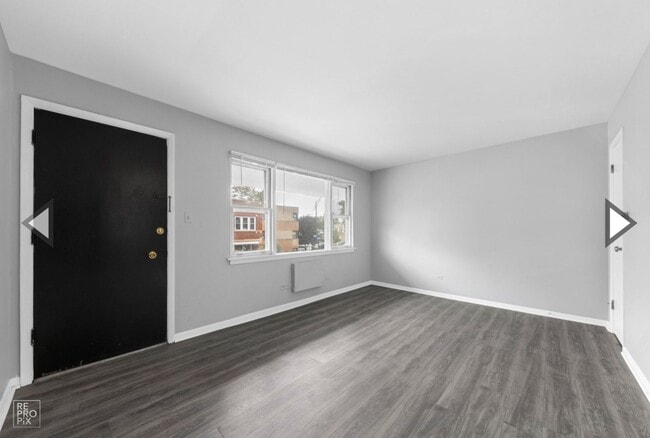Building Photo - 2600 S 59th Ave